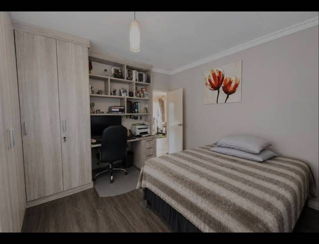 2 bed property for sale in RYNFIELD AH